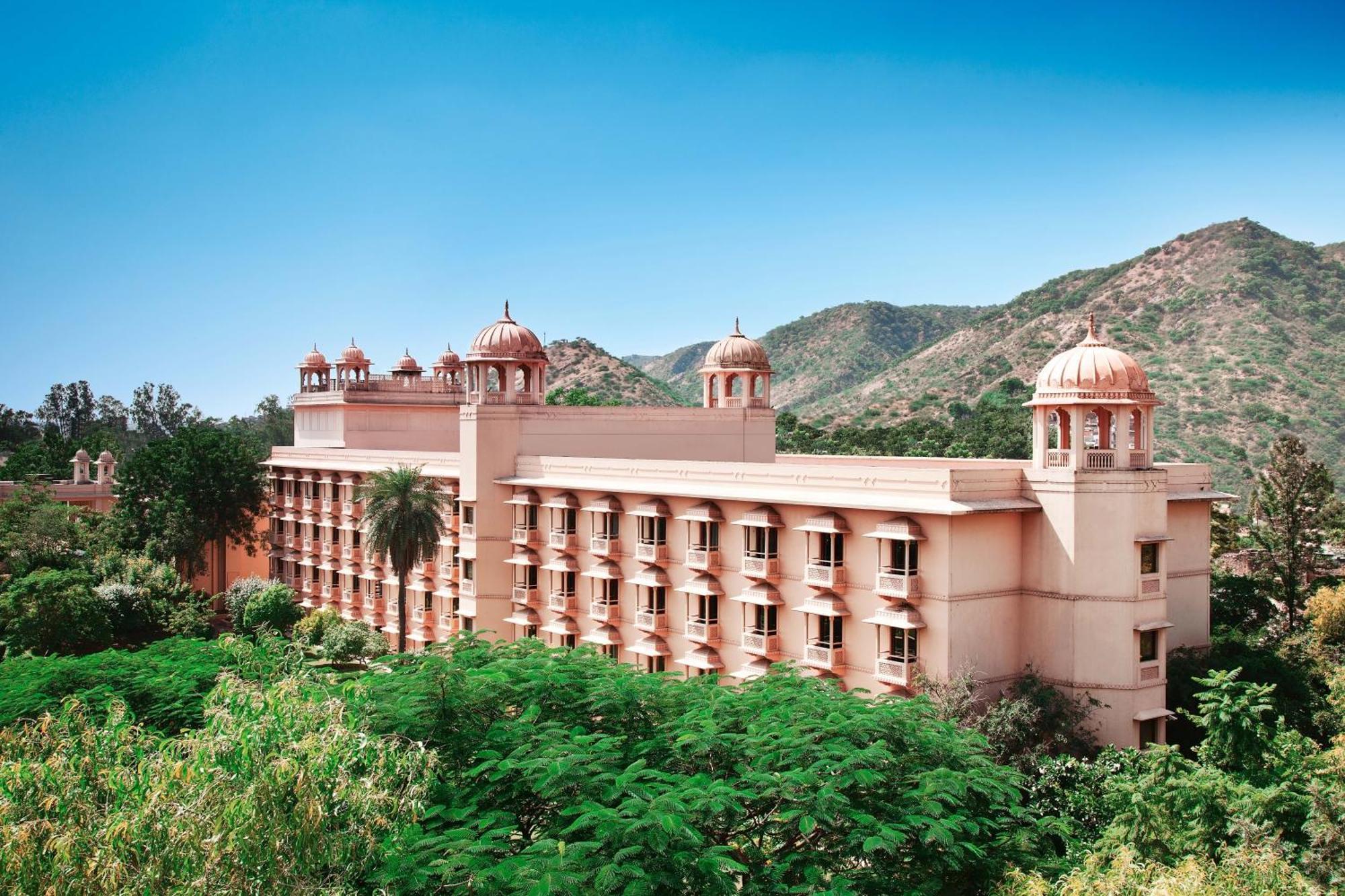 Trident Jaipur Hotel Exterior photo